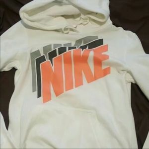 Women’s Nike hoodie small
